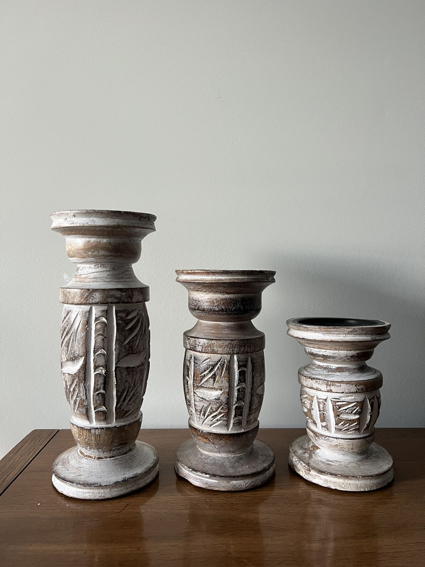 Pillar Candle Holder