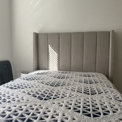 Queen Mattress, Bed Frame, Bed Platform Bundle