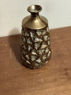 Elegant Gold Mosaic Vase