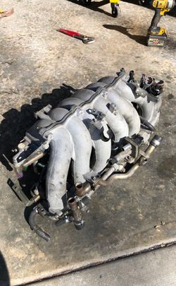 RB25DET intake manifold, throttle body, fuel rail and more