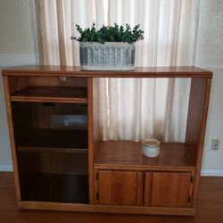 Solid Wood TV Stand With Wheels