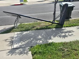 Free basketball hoop