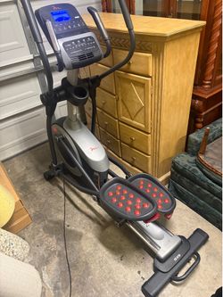 Elliptical trainer FREEMOTION 515