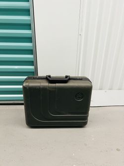 Vintage General Electric (GE) Hard Shell Carrying Case - circa 1960s/70s