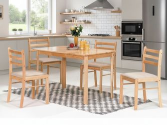 Modern Dining Set Dinette Table & 4 Chairs Wood Natural Color