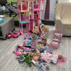 Toys  Barbie.  
