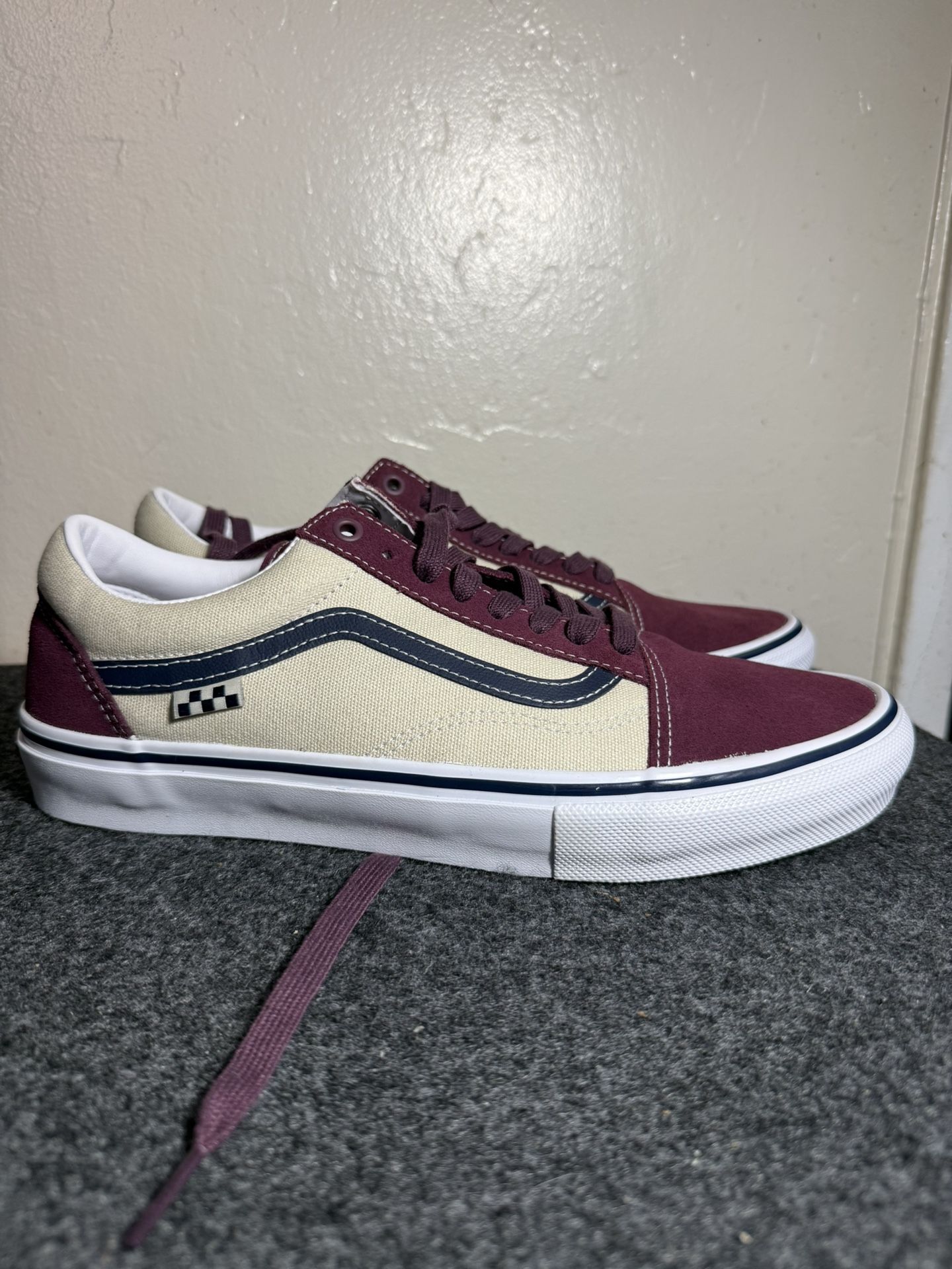 Vans Old Skool Burgundy Low Size 10.5