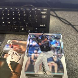 Over 200 Rookie Baseball Cards  All Chrome