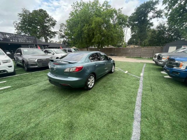 2011 MAZDA MAZDA3