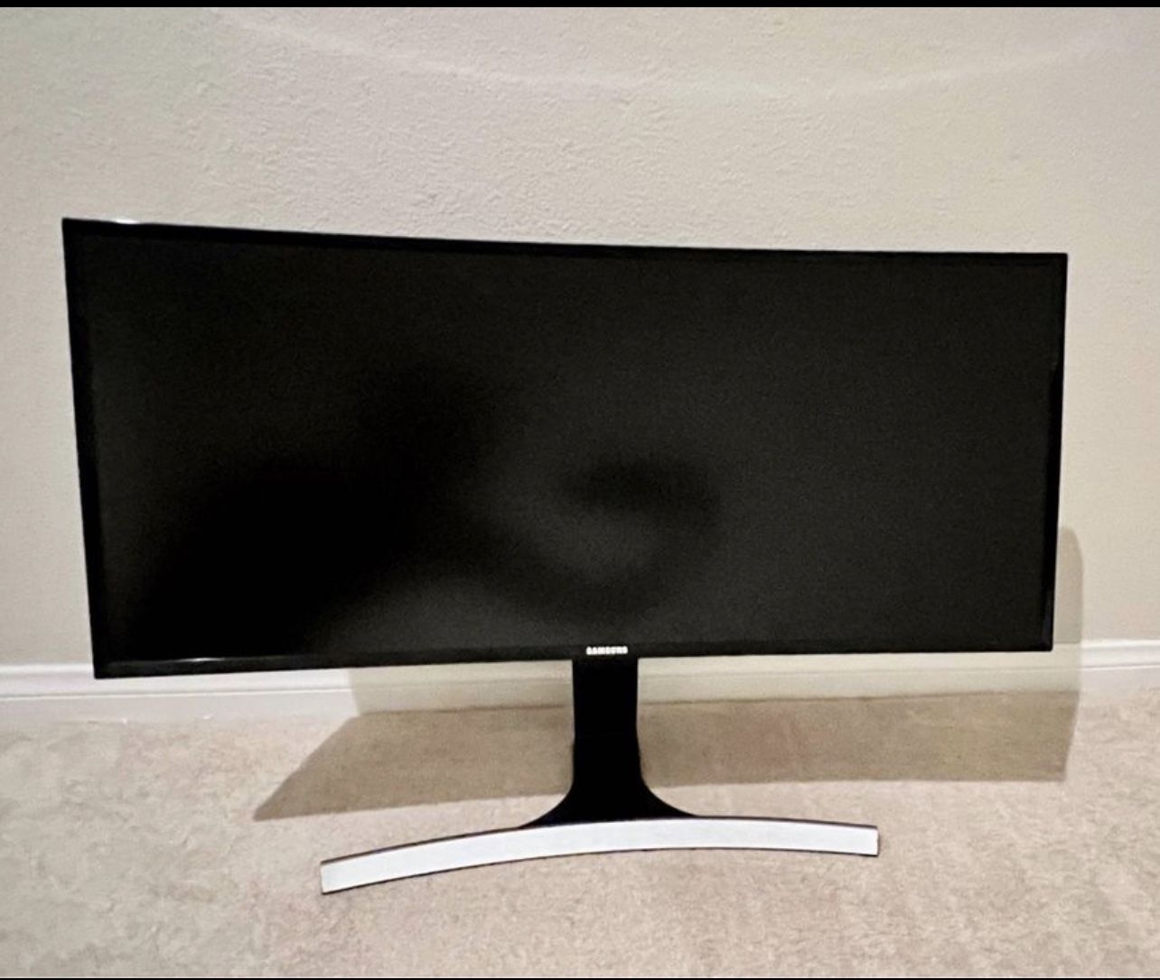 Samsung S34E790C - 34 inch monitor Curved WQHD Cinema Wide (3440 x 1440) LED computer Monitor