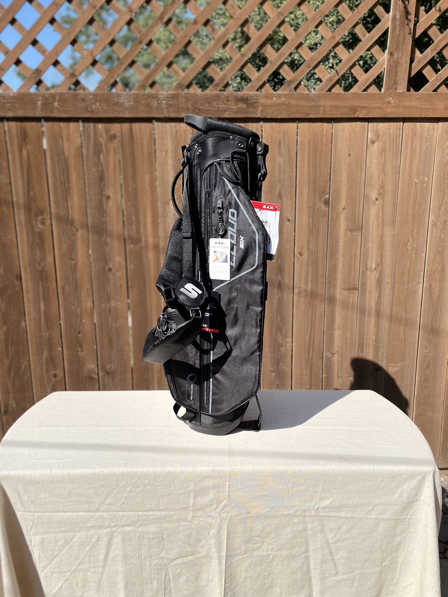 Men’s New with Tags Golf Club Bag for Adult Size Club