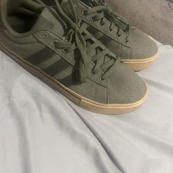 Basically Brand New Size 11 