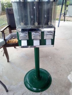 Thriple Candy machine