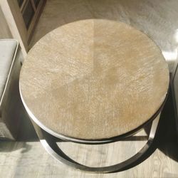 Mesa Casual Con Dos Bancos De Almacén 