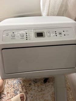 Hisense 8,000 BTU Dual-Hose Portable AC – Like New
