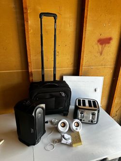 Bundle of Homegoods Suitcase, Whiteboard, Toaster Black & Decker, Air purifier, speakers lot