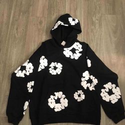 Black Denim Tear Size Medium 