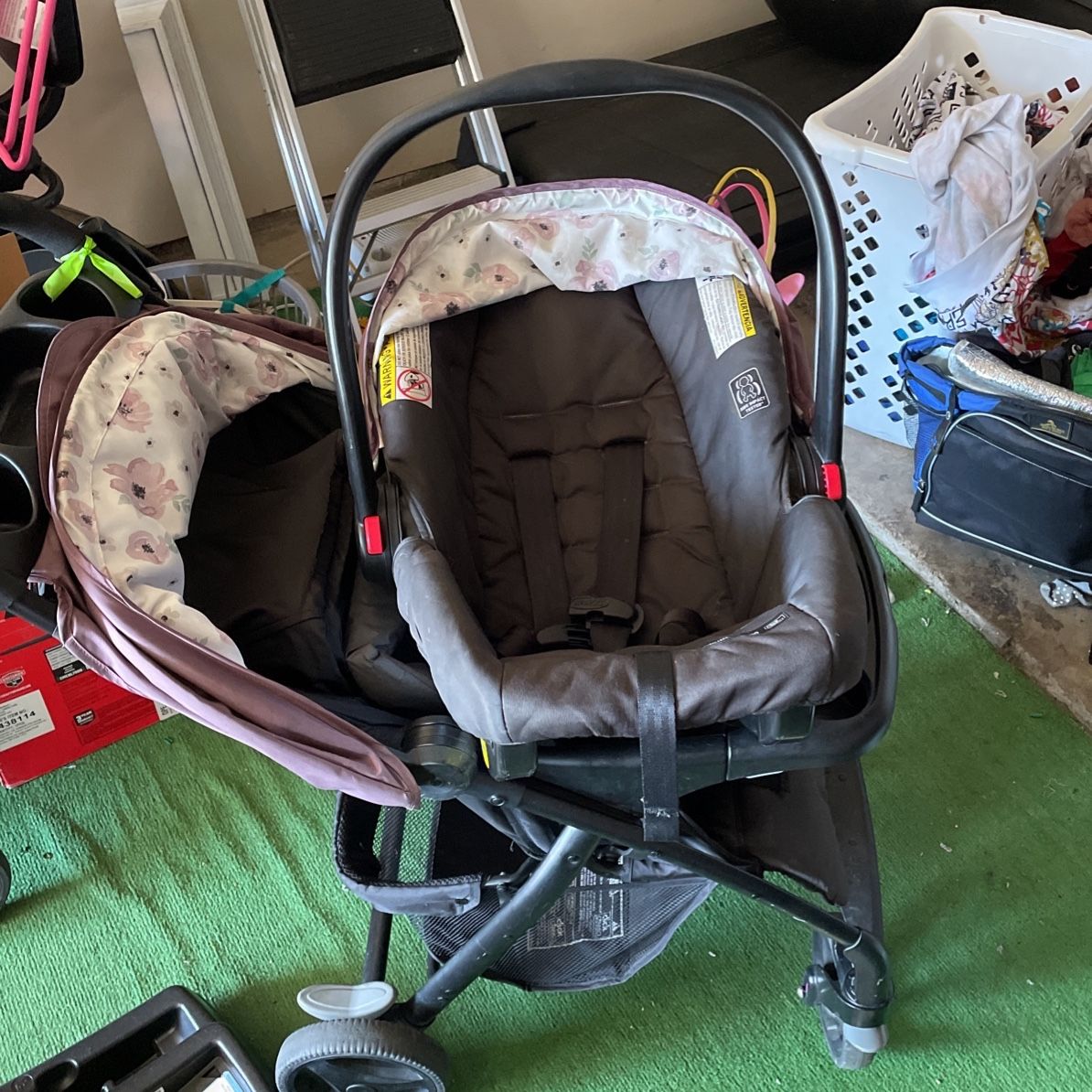 Graco Stroller & Car seat