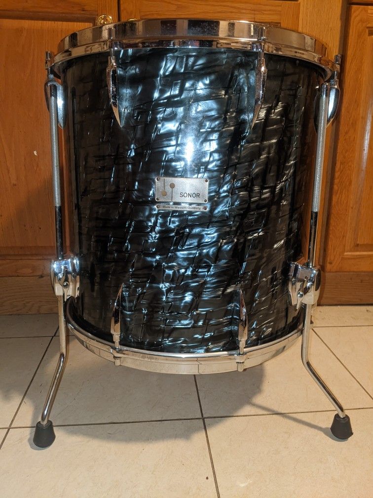 Sonor Drums