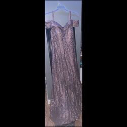 purple dress  size 16 wore for 4 hours! would be a great new year’s eve dress! 