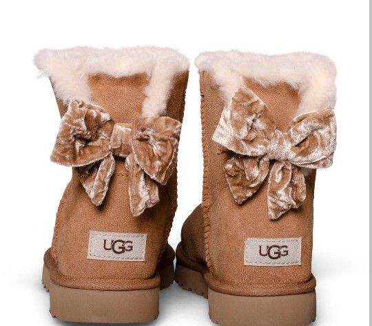 Women's UGG mini Boots Chestnut Velvet Bow Sz 11