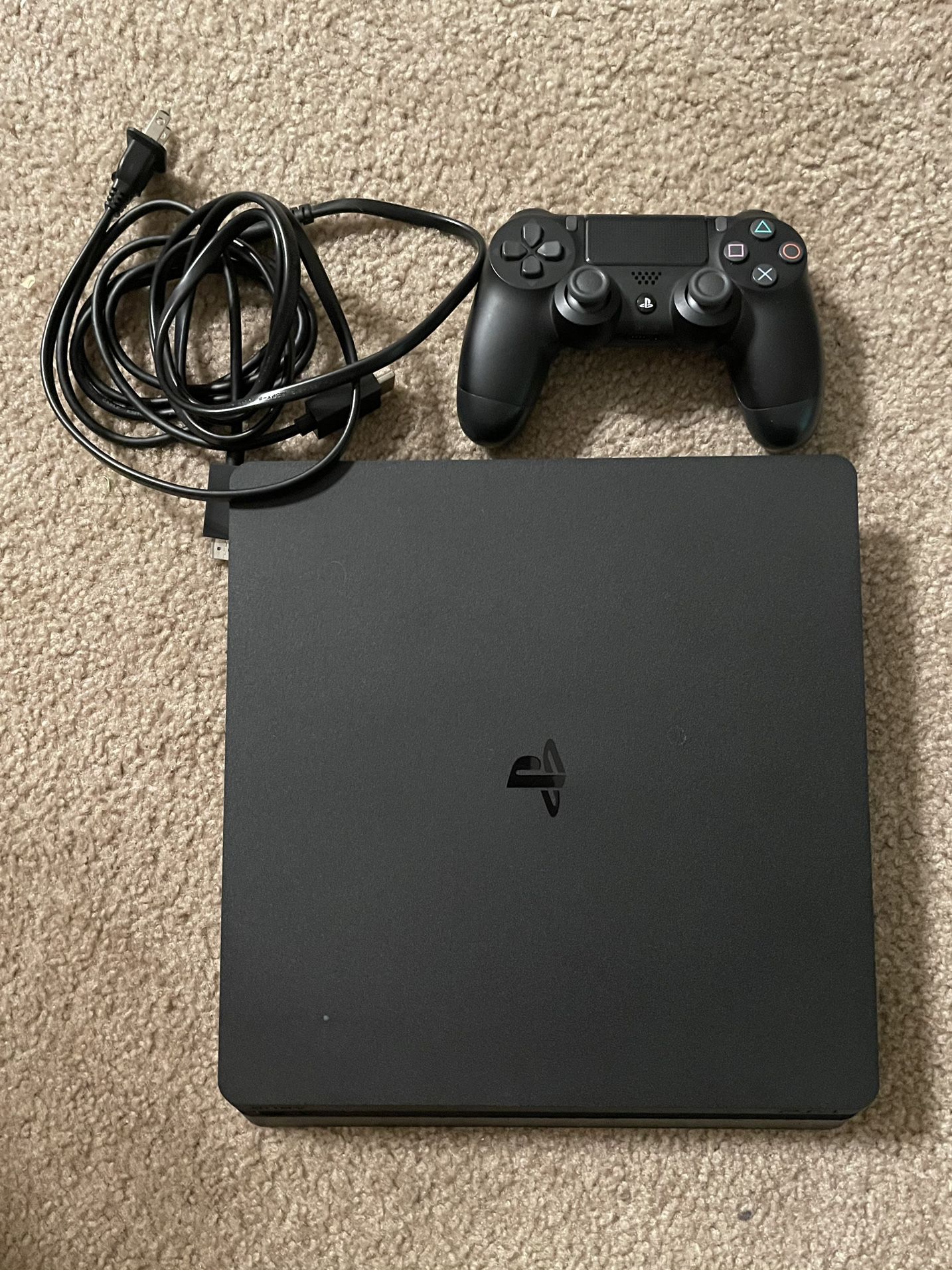 PS4- Black With Controller (861 GB)