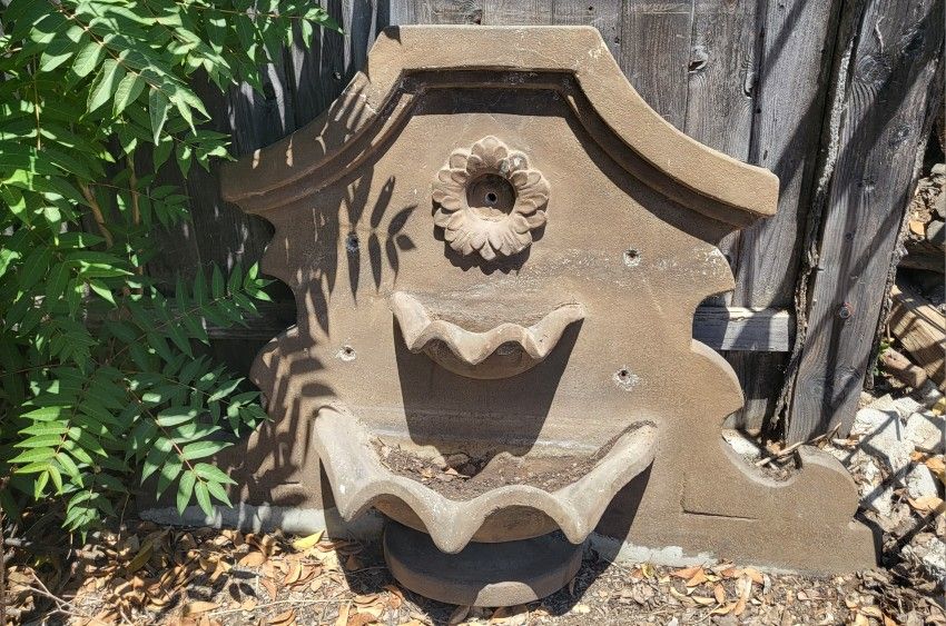 $110 OBO Wall fountain