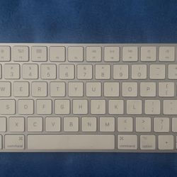 Apple Magic Keyboard 