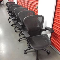 HERMAN MILLER AERON CHAIRS FULLY LOADED SIZE B