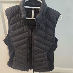 Like New Women's Fabletics Black Puffer Vest - Large