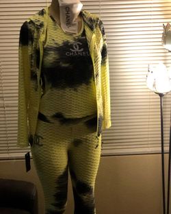 Women’s Custom Outfits