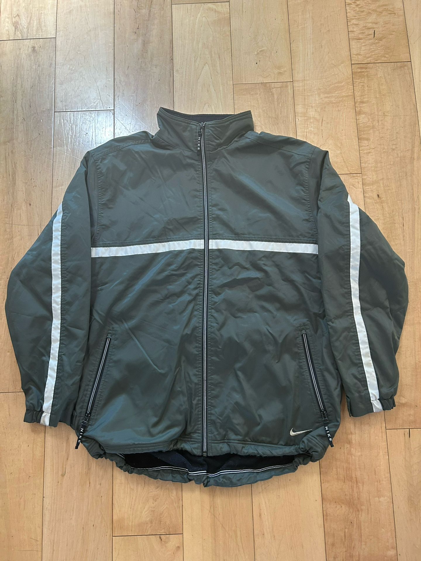 Nike Vintage Olive Green Wind Breaker
