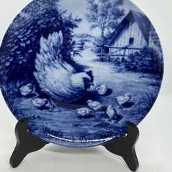 VTG 1978 Kaiser Mother's Day Plate Hens And Chicks - #71668 Artist Toni Schooner