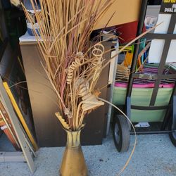 Follower Vase 