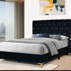 New luxury Queen Set Just $399