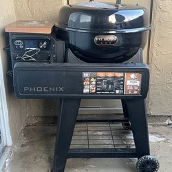 Pit Boss Pellet and Charcoal Outdoor Grill