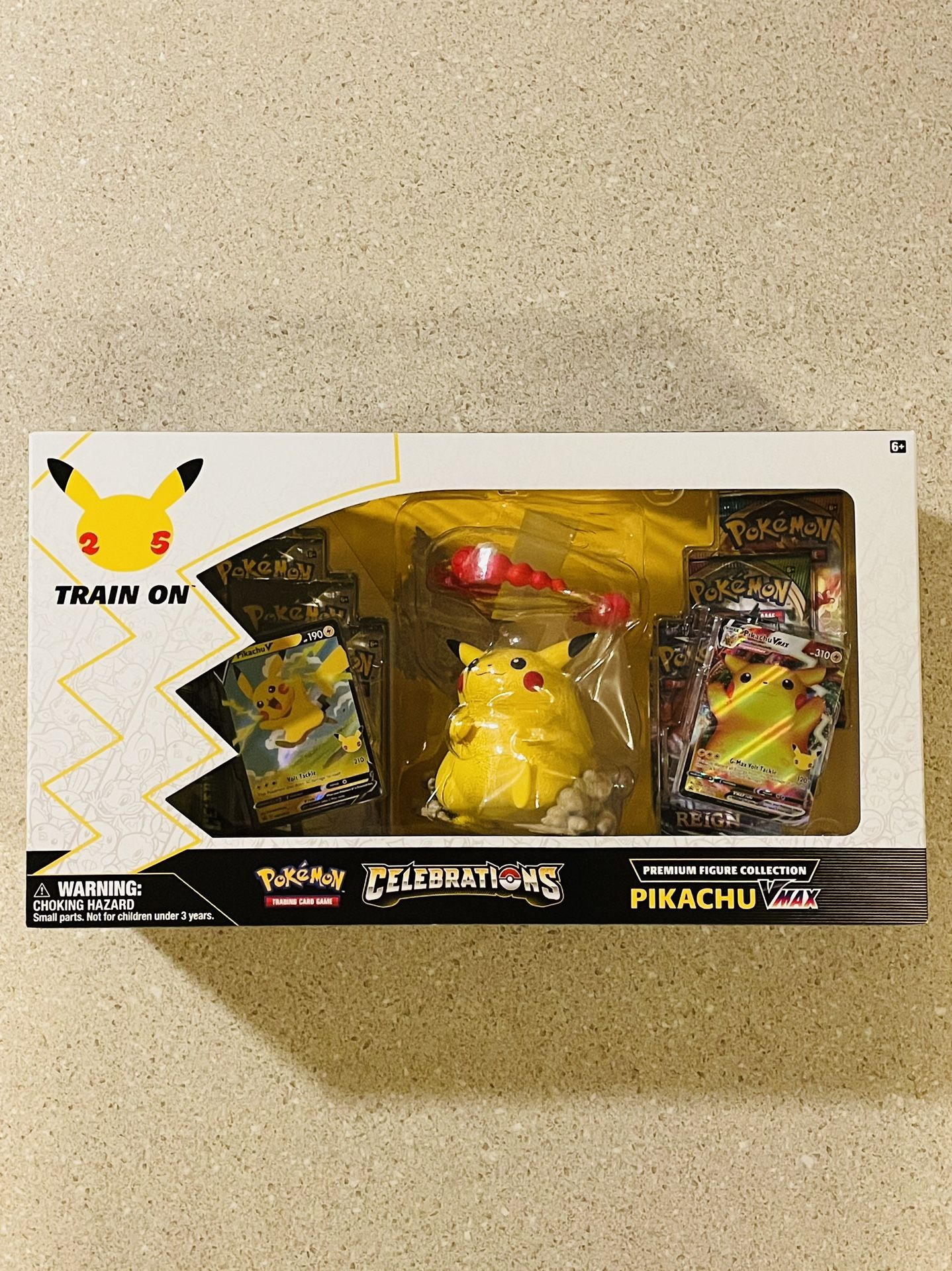 Pokémon TCG 25th Anniversary Celebrations Pikachu VMAX Premium Figure Collection Box!
