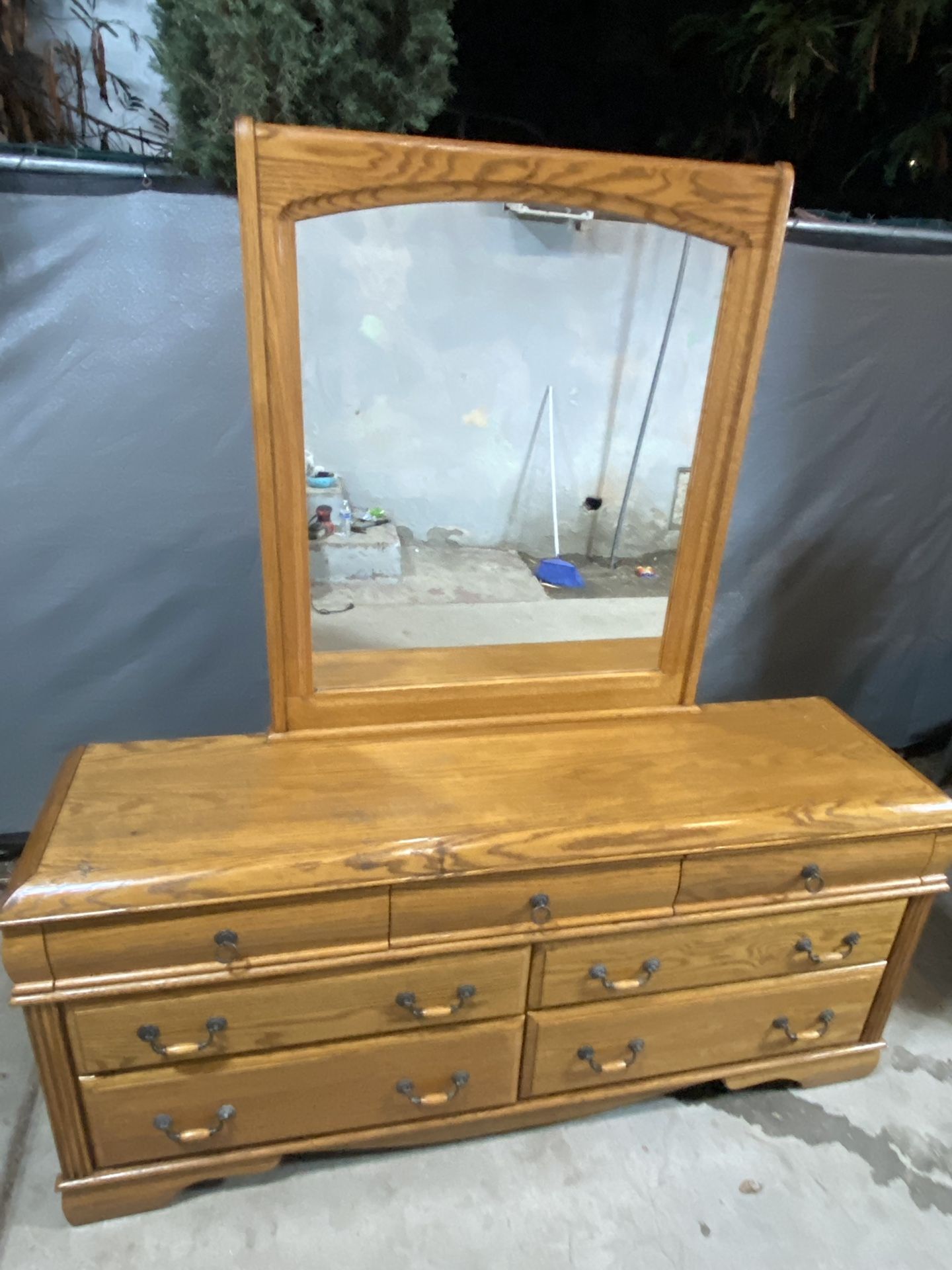 Dresser With Mirror All Wood 