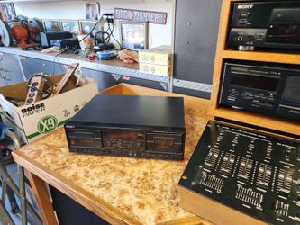 Dj equipment