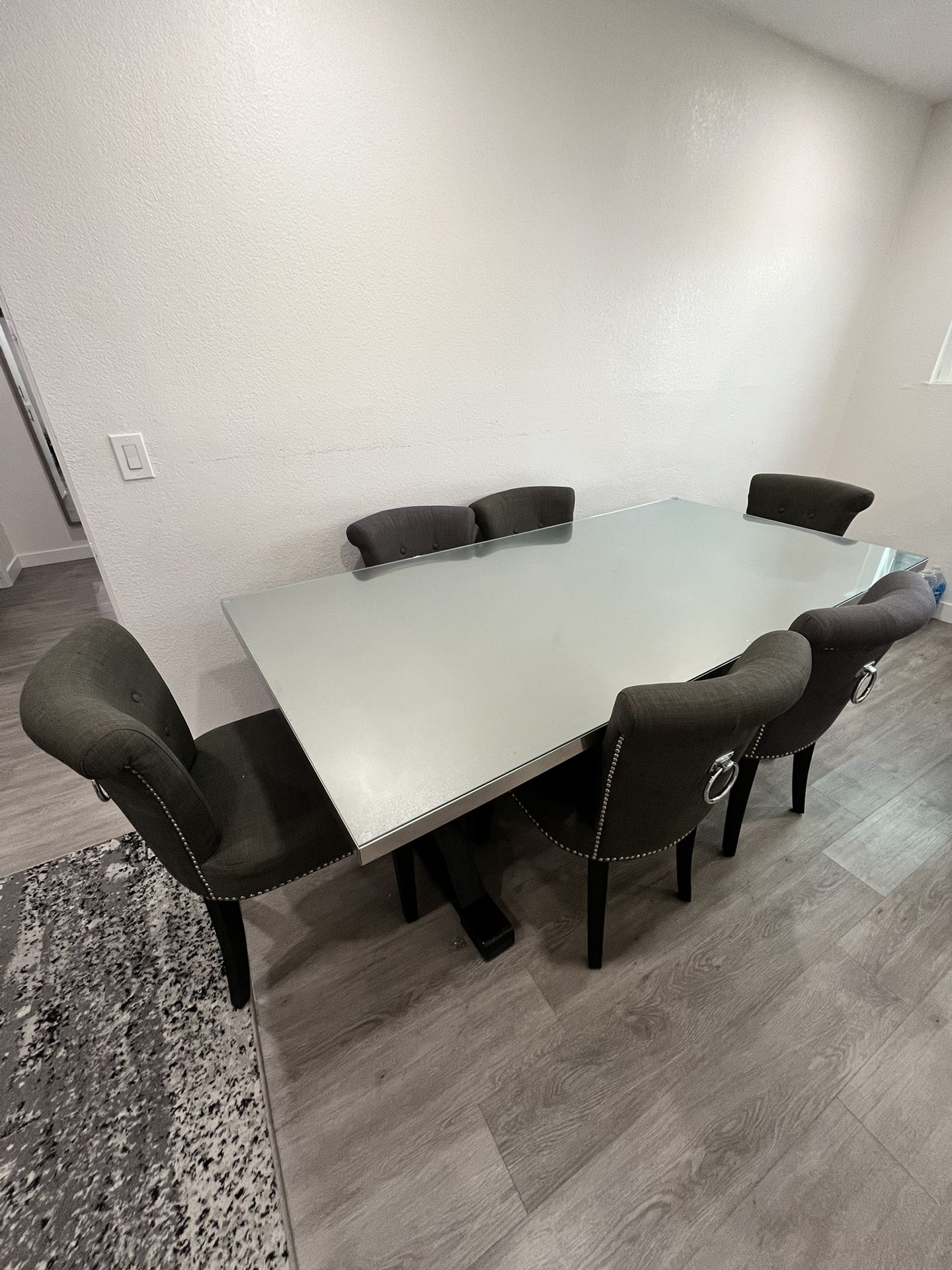 Dining Table With 6 Chairs 