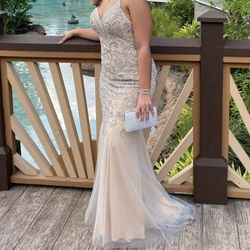Nina Canacci Creme/Silver Prom Dress