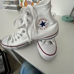 White Converse New Size 8mens