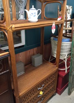 Large bamboo/wicker shelf with drawers