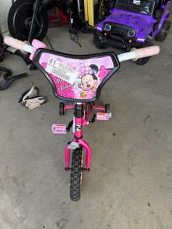Minnie Mouse bike