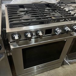 Dacor 30” dual fuel gas range