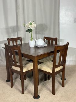 Cozy Kitchen Dining Table with 4 Chairs PERFECT FOR APARTMENT