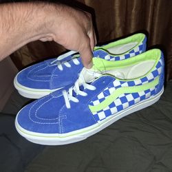 vans size 10.5 shoes 45 dollar each 90 for both
