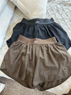 Alo Yoga Match Point Shorts