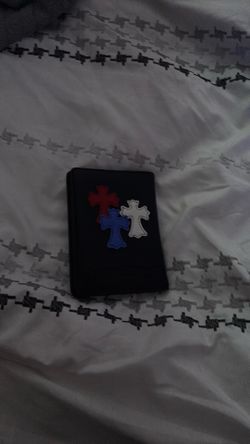 Official chrome heart wallet currently going for 250