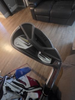 Nike sq Mach speed 4 iron golf club